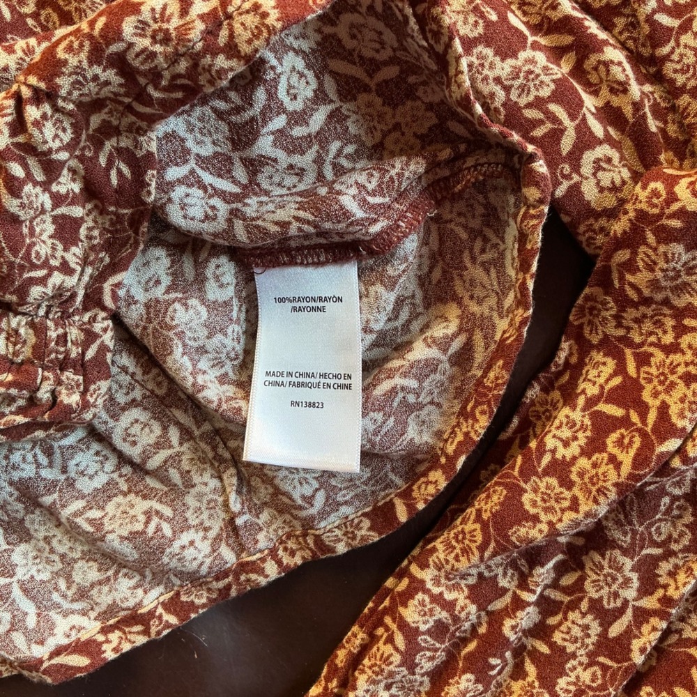 IDYLLWIND by Miranda Lambert Red Floral Ruched Long Sleeve Crop Top XS - Picture 4 of 5